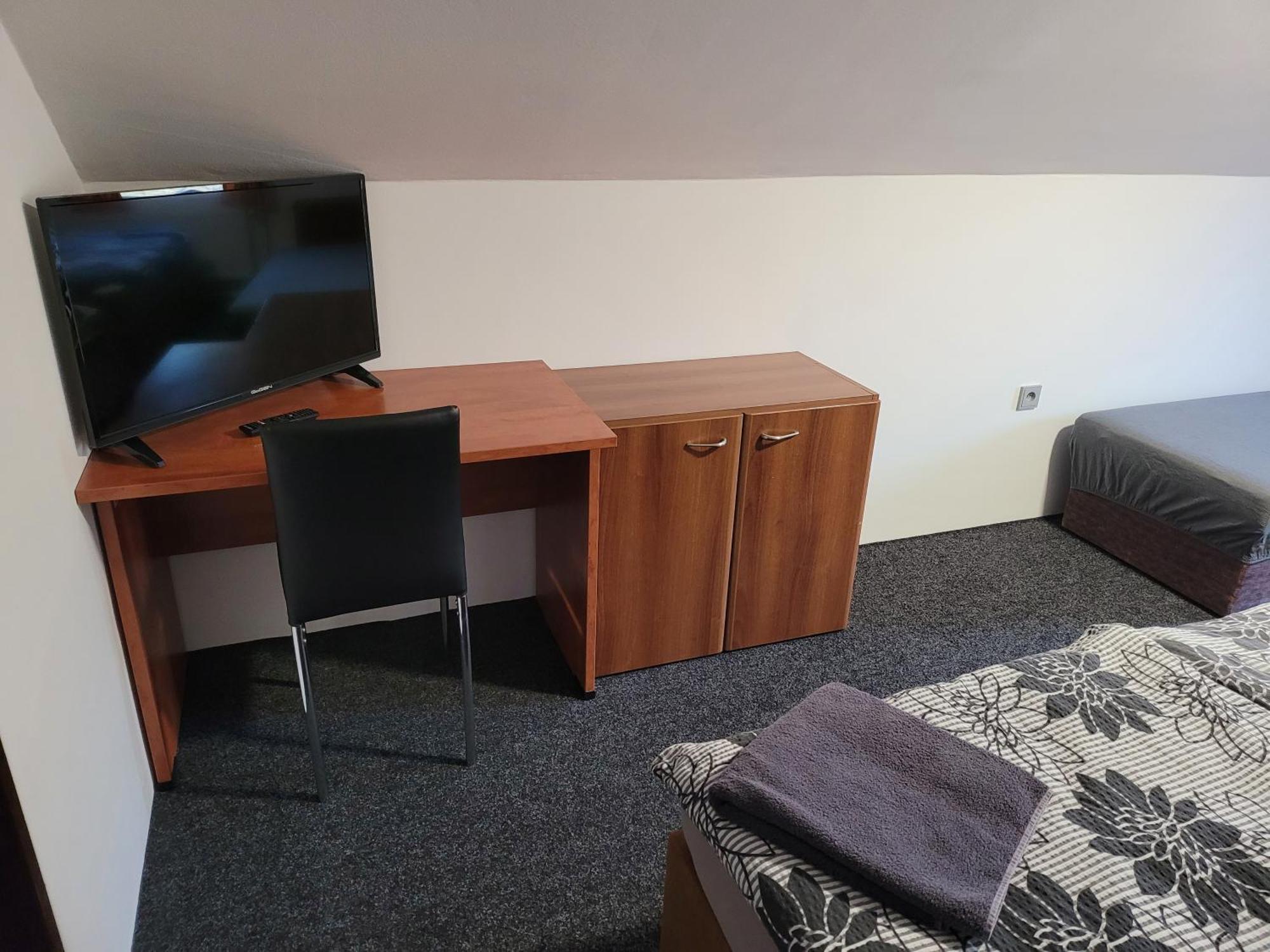 Penzion Karolina Lučany nad Nisou Exterior foto