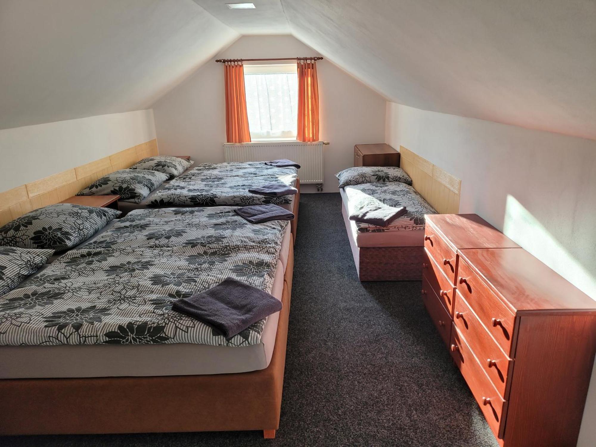 Penzion Karolina Lučany nad Nisou Exterior foto